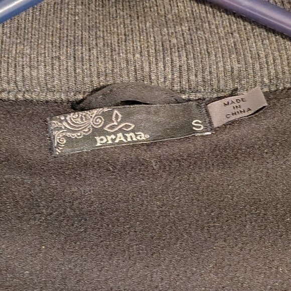 PrAna Asymmetrical Button Front Black Pea coat Soft Shell Jacket Water Repellant - Picture 14 of 15